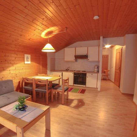 Pension Kroell Sankt Jakob in Defereggen Extérieur photo